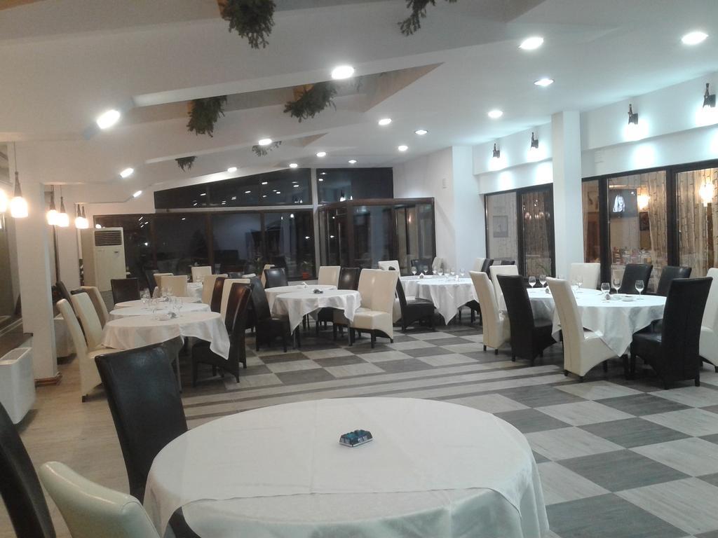 Hotel Zada Предял Екстер'єр фото