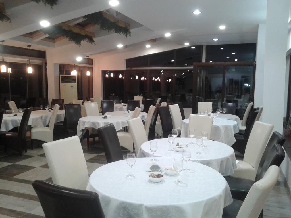 Hotel Zada Предял Екстер'єр фото