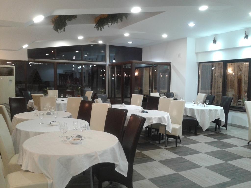 Hotel Zada Предял Екстер'єр фото