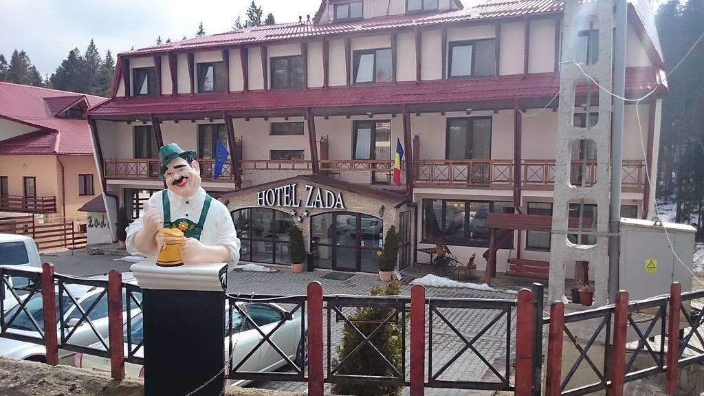 Hotel Zada Предял Екстер'єр фото