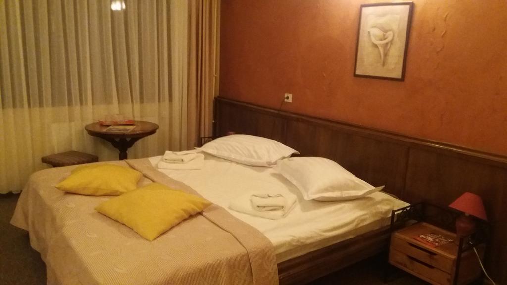 Hotel Zada Предял Екстер'єр фото
