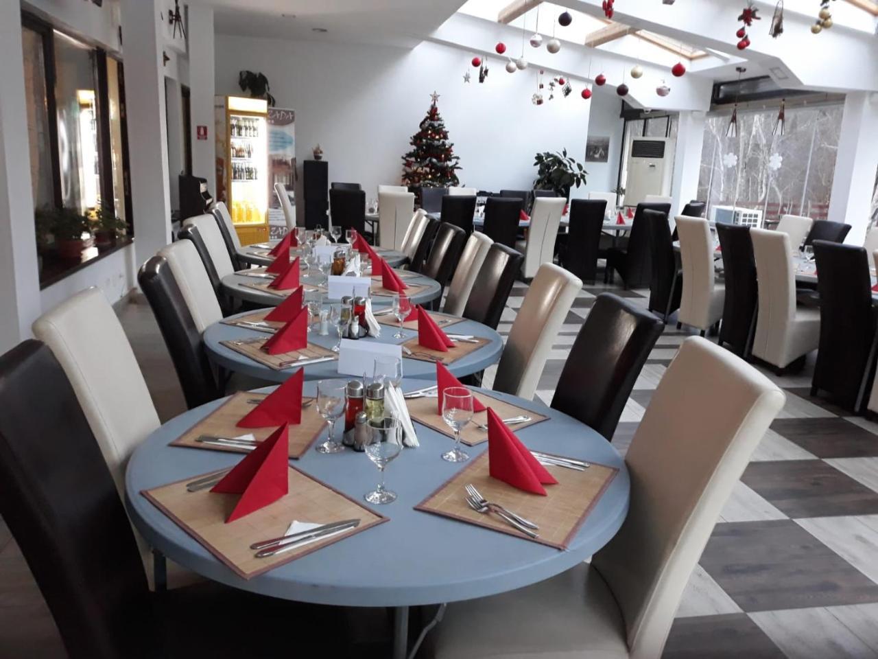 Hotel Zada Предял Екстер'єр фото