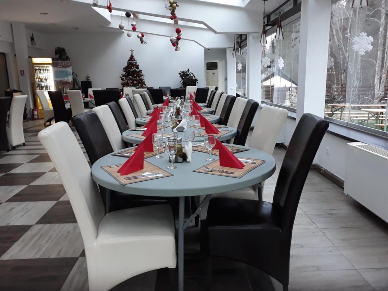 Hotel Zada Предял Екстер'єр фото