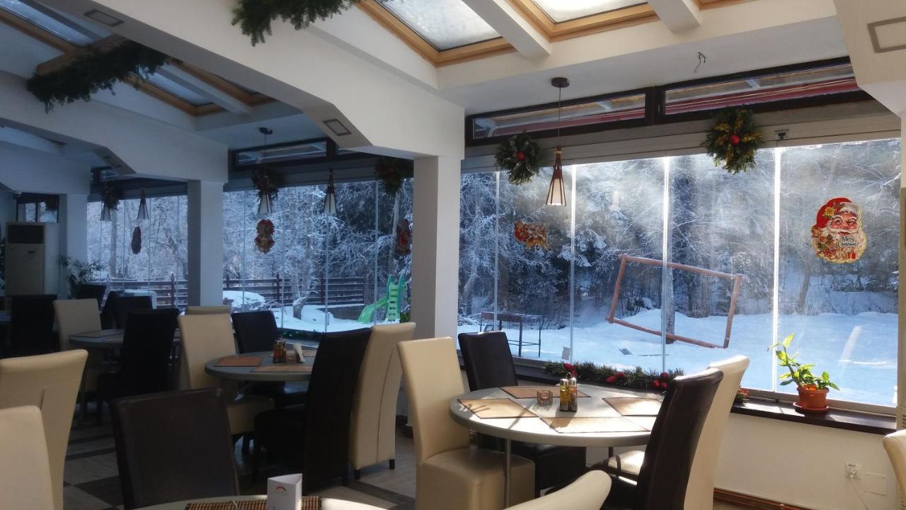 Hotel Zada Предял Екстер'єр фото